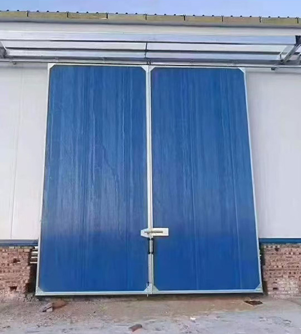 富县工业门在大型仓储物流通道中的应用实例